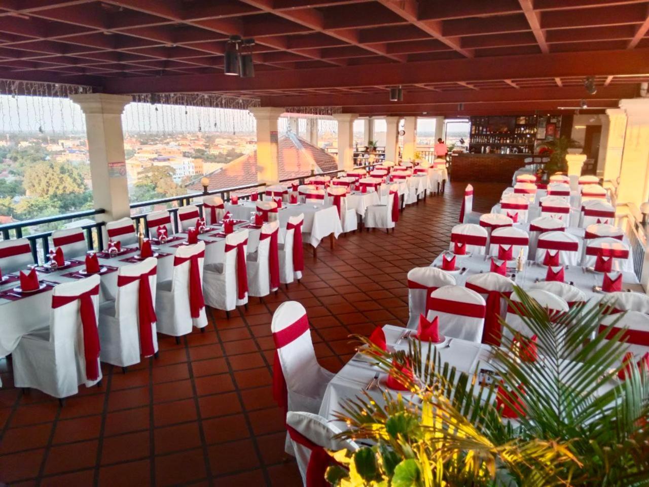 Classy Hotel & Spa Battambang Exterior photo