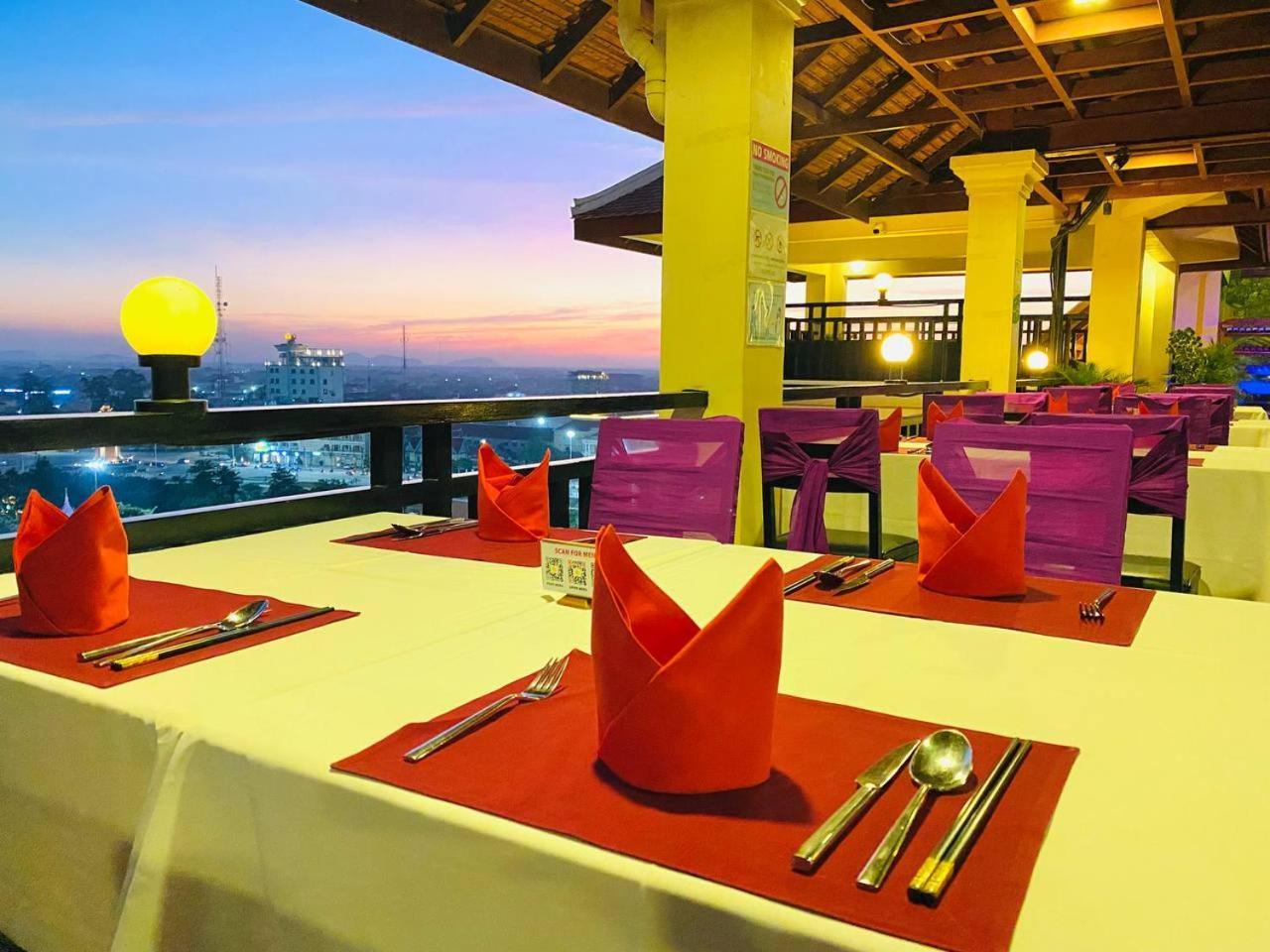 Classy Hotel & Spa Battambang Exterior photo